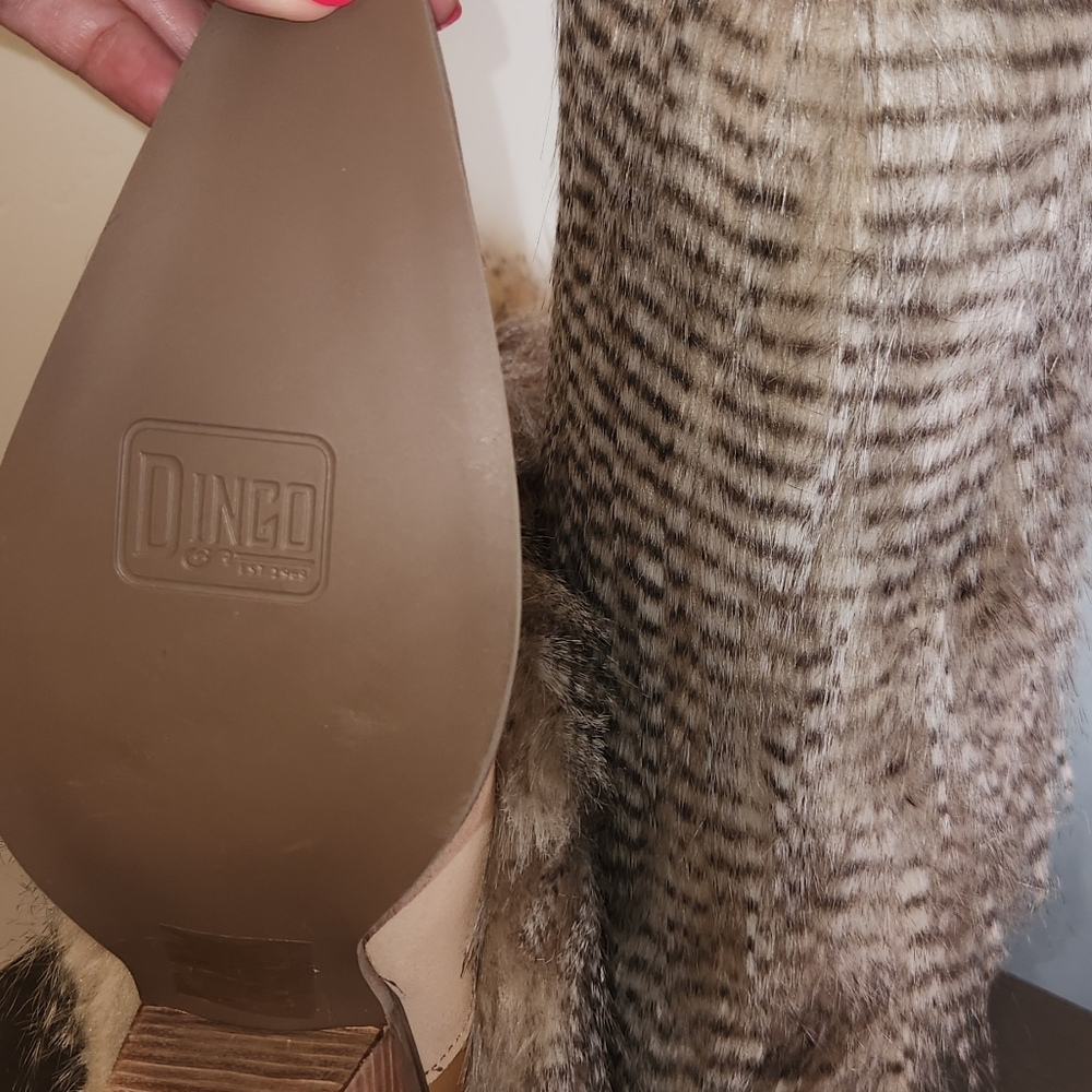 Dingo Faux Fur Boots with Cream and Gray Accents - Picture 3 of 6
